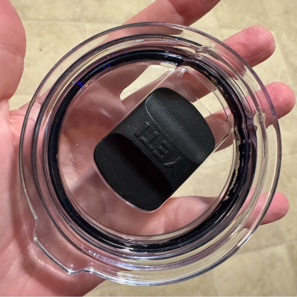 YETI Rambler - Picture 3 of 11
